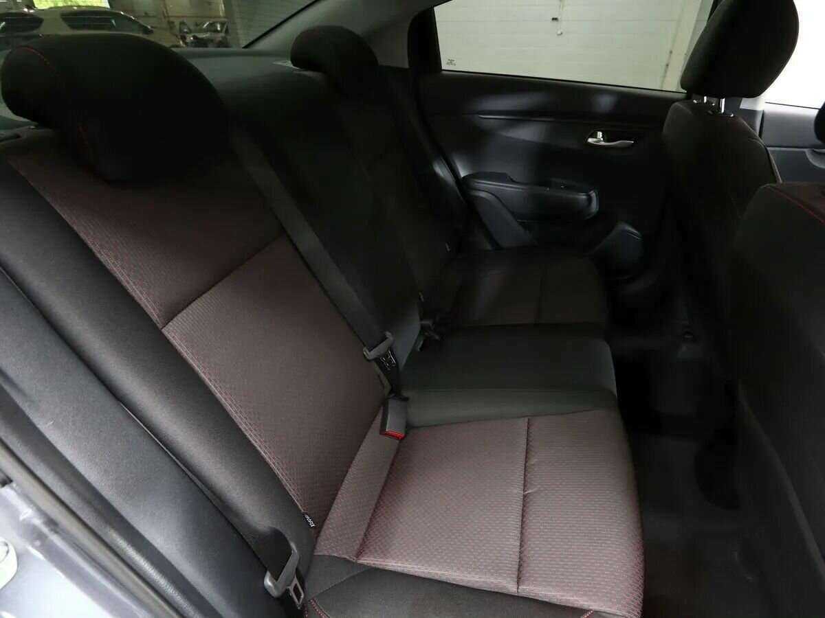 Б/У Киа Рио 2021 года. Фото: #12