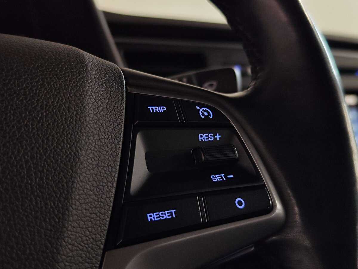 Б/У Хендай Елантра 2016 года. Фото: #15