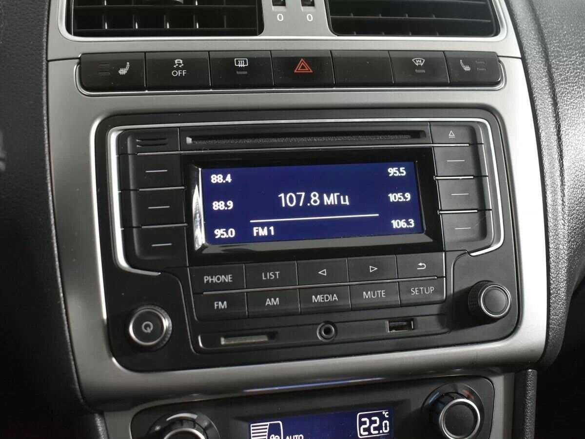 Б/У Фольксваген Поло 2017 года. Фото: #14