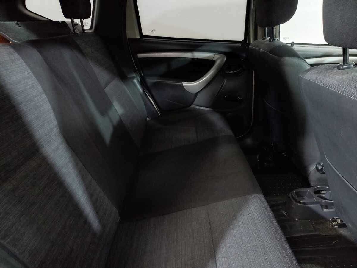 Б/У Рено Дастер 2014 года. Фото: #10