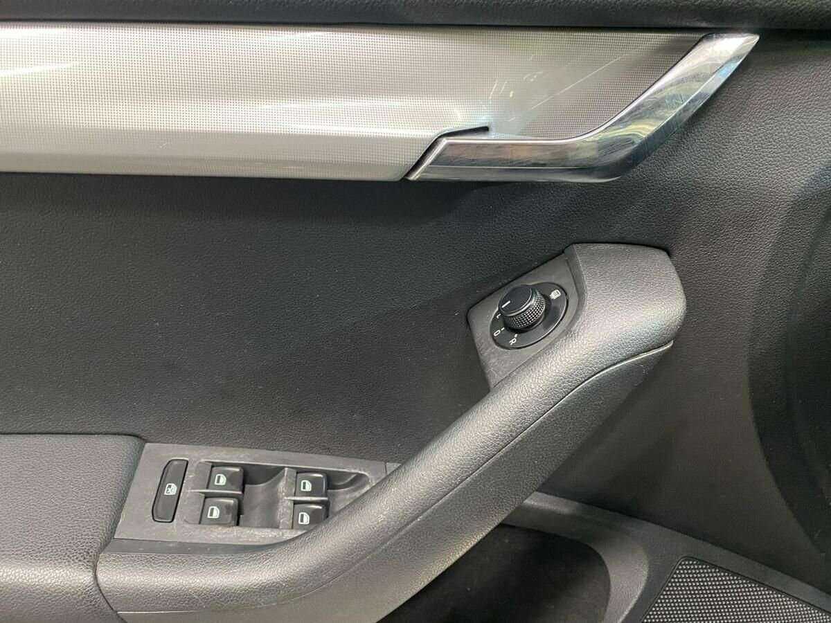 Б/У Шкода Октавия 2013 года. Фото: #12