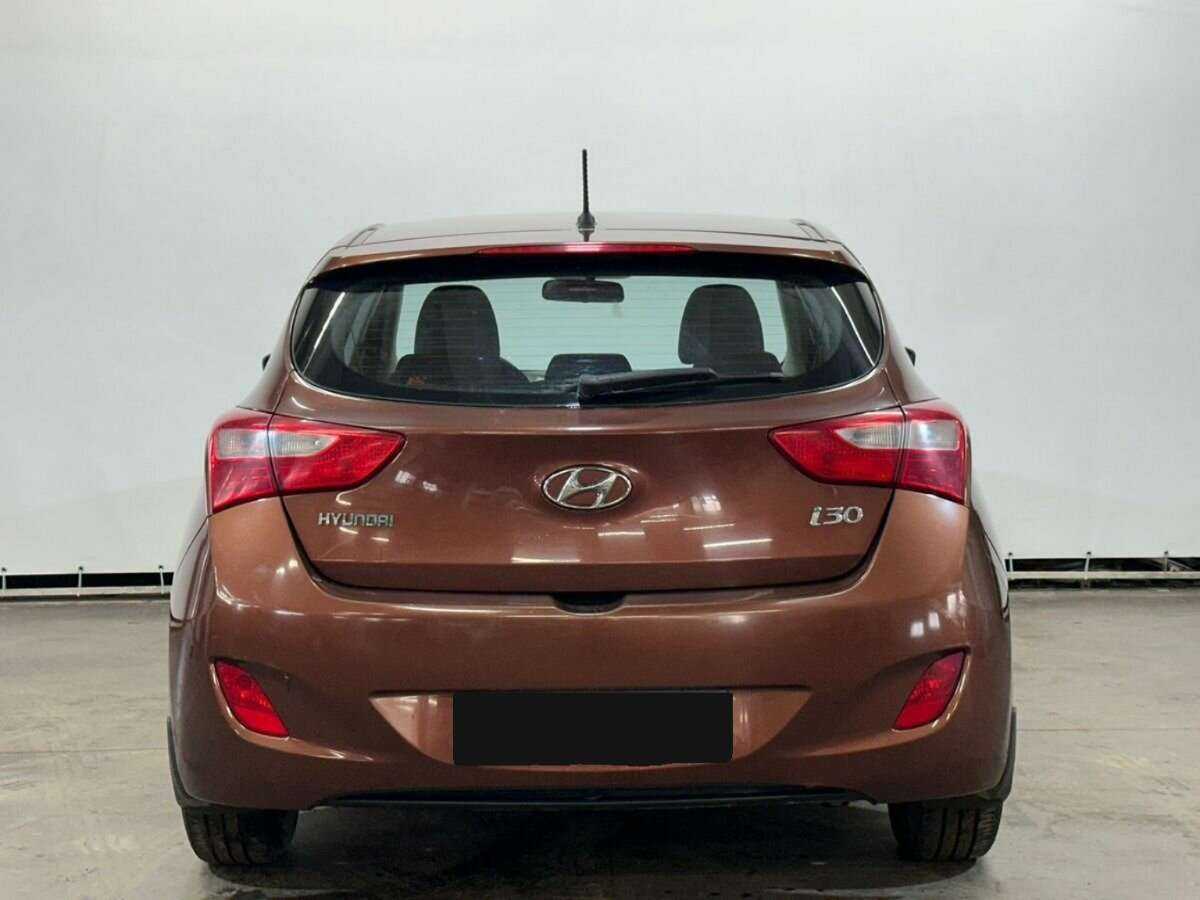 Б/У Хендай ай30 2012 года. Фото: #5