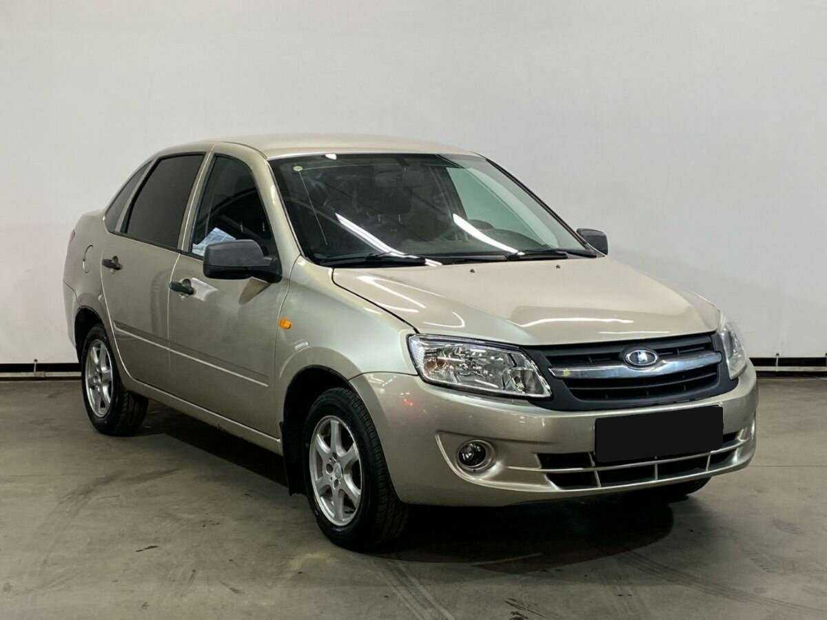 Б/У Лада (ВАЗ) Гранта 2012 года. Фото: #2