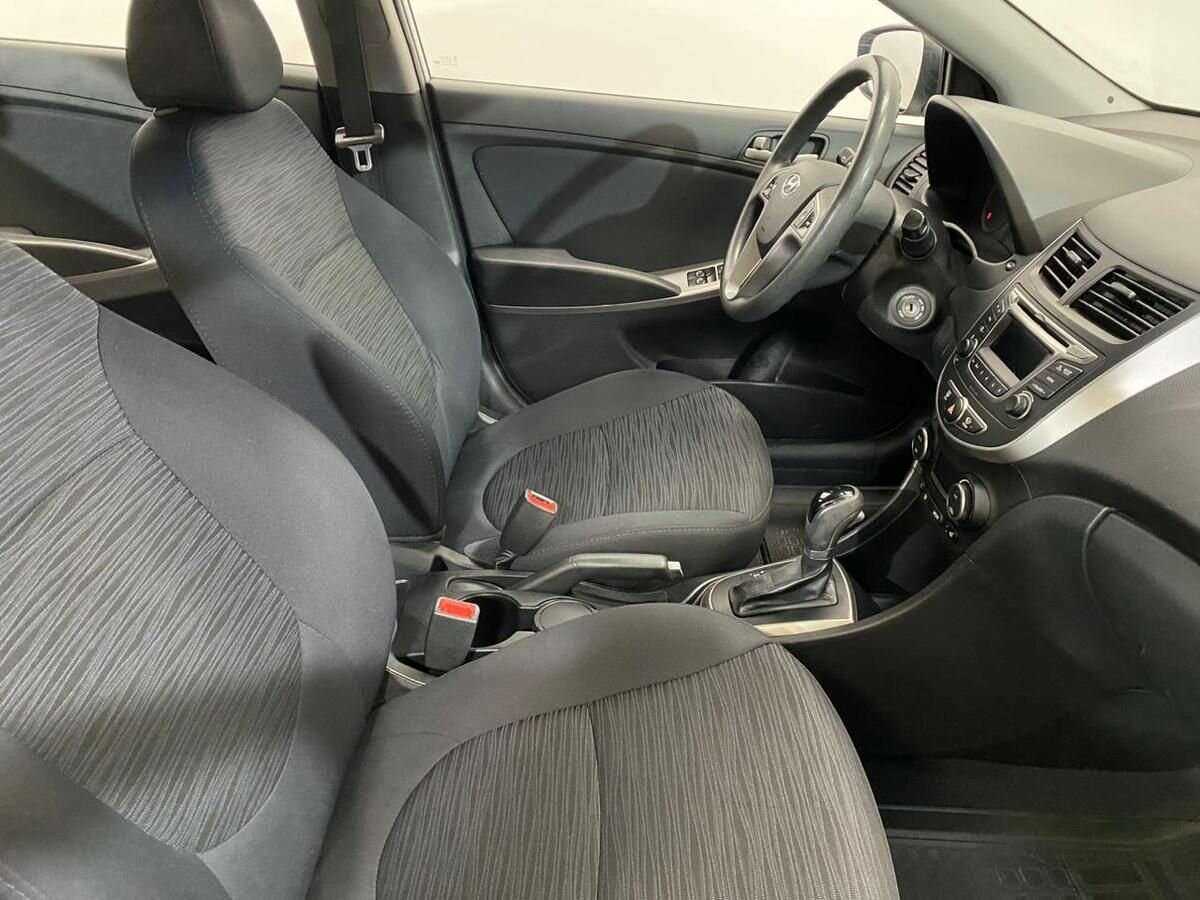 Б/У Хендай Солярис 2015 года. Фото: #9