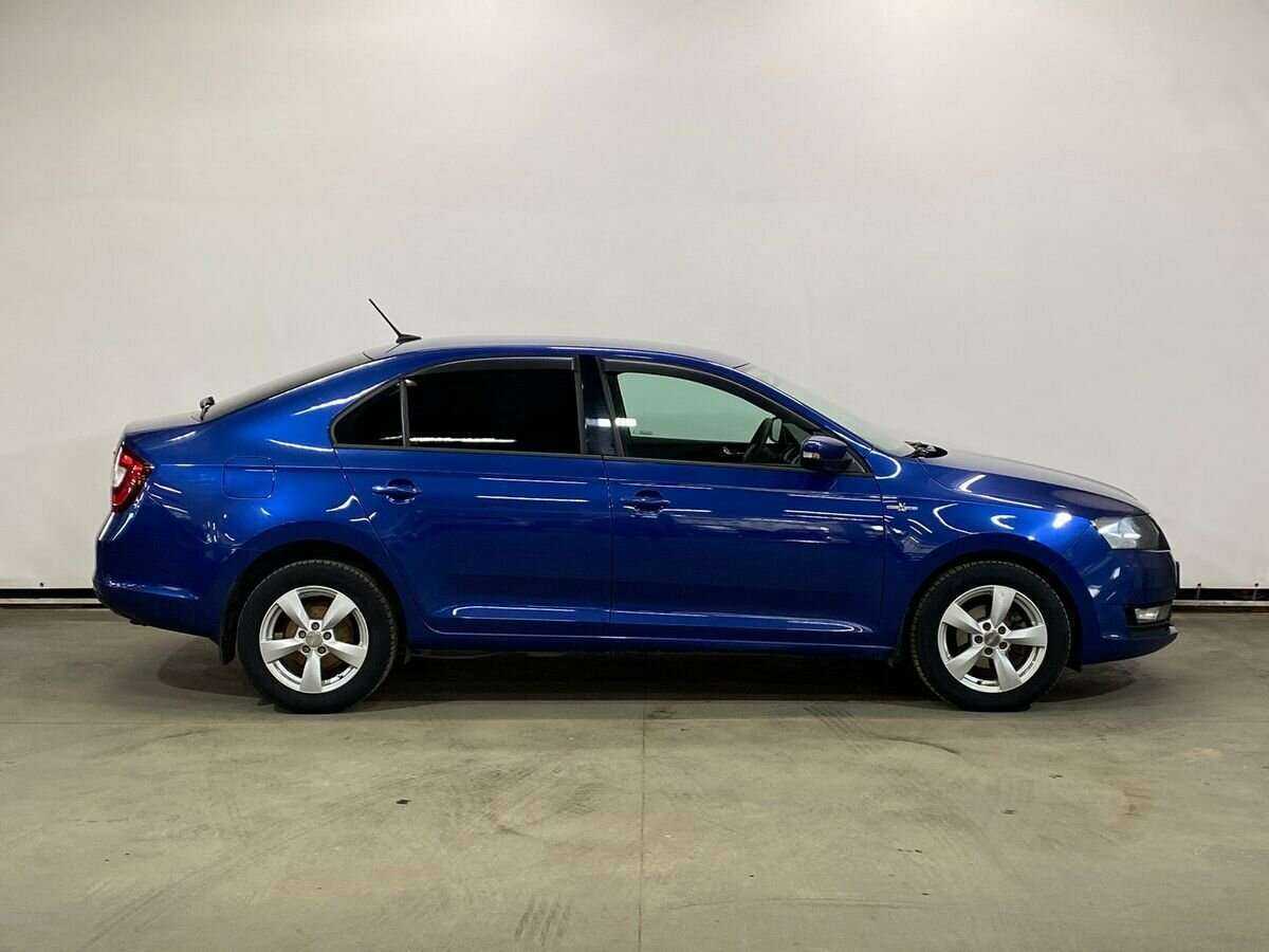 Б/У Шкода Рапид 2018 года. Фото: #3