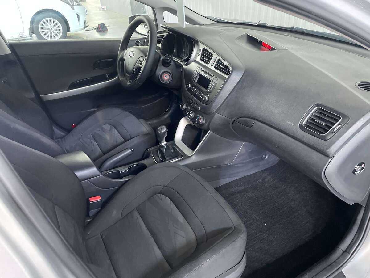 Б/У Киа Сид 2013 года. Фото: #12