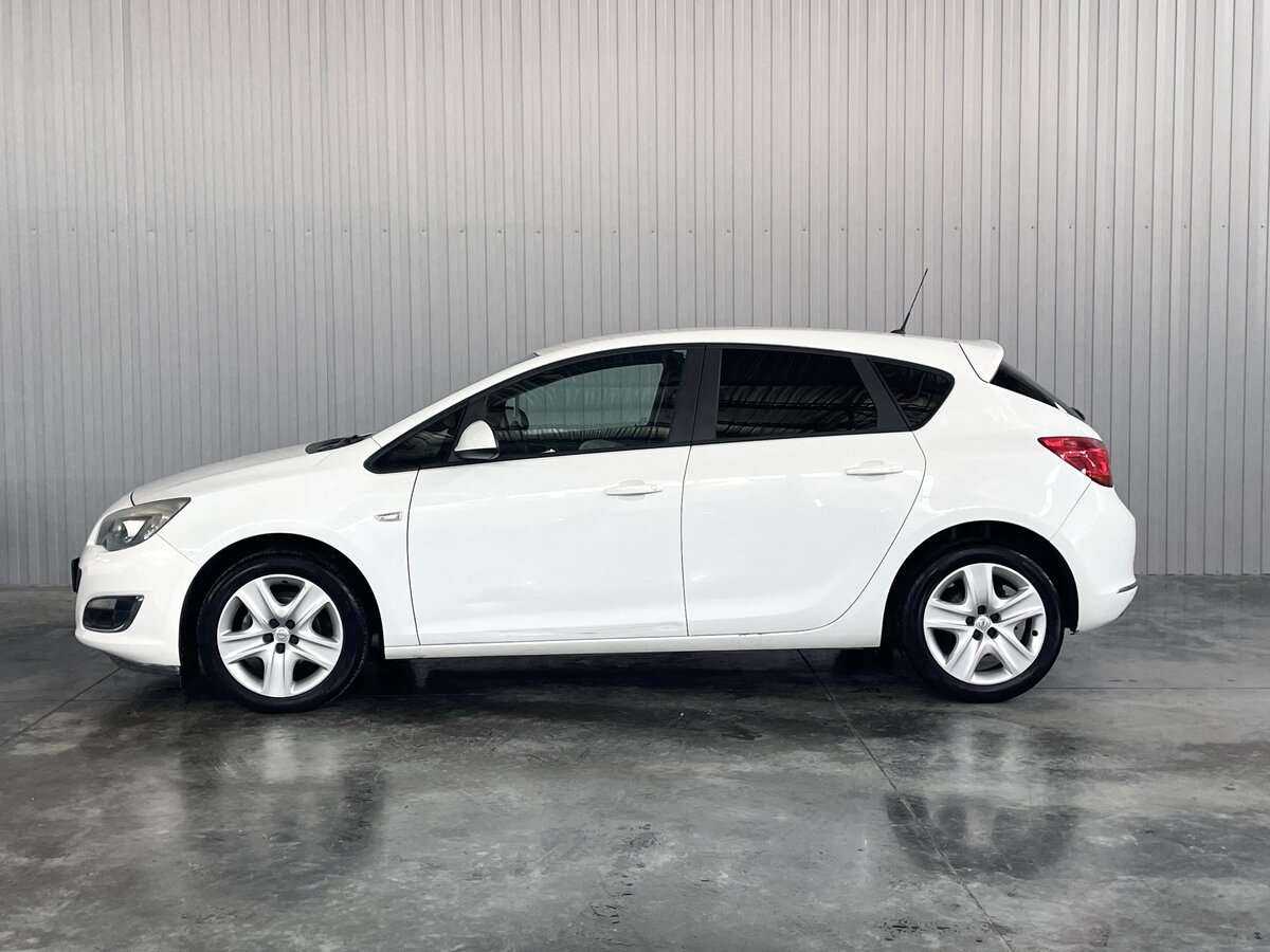 Б/У Опель Астра 2012 года. Фото: #7