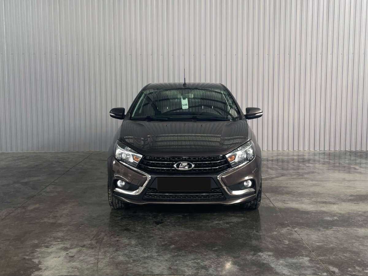 Б/У Лада (ВАЗ) Веста 2018 года. Фото: #1