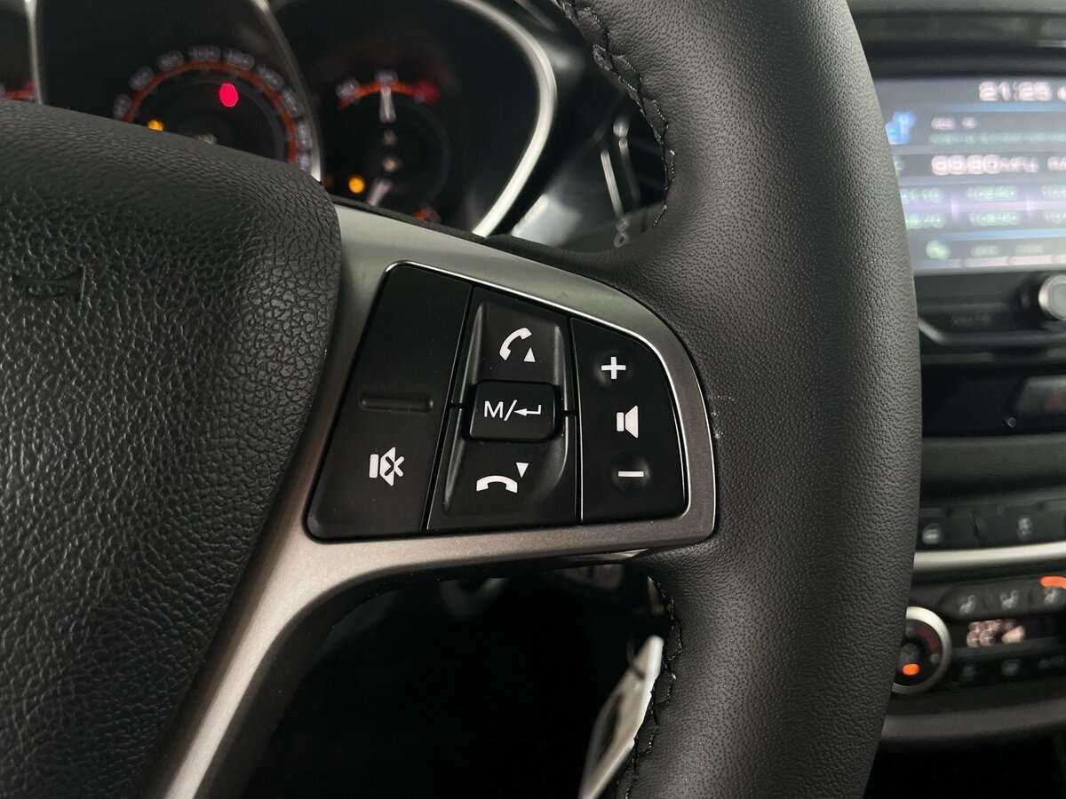 Б/У Лада (ВАЗ) Веста 2018 года. Фото: #11