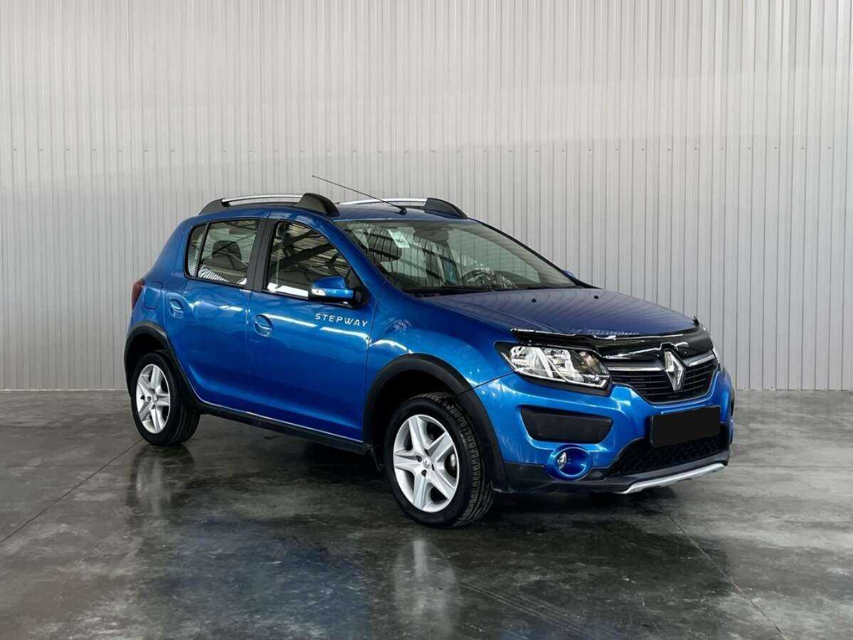 Б/У Рено Сандеро 2018 года. Фото: #2