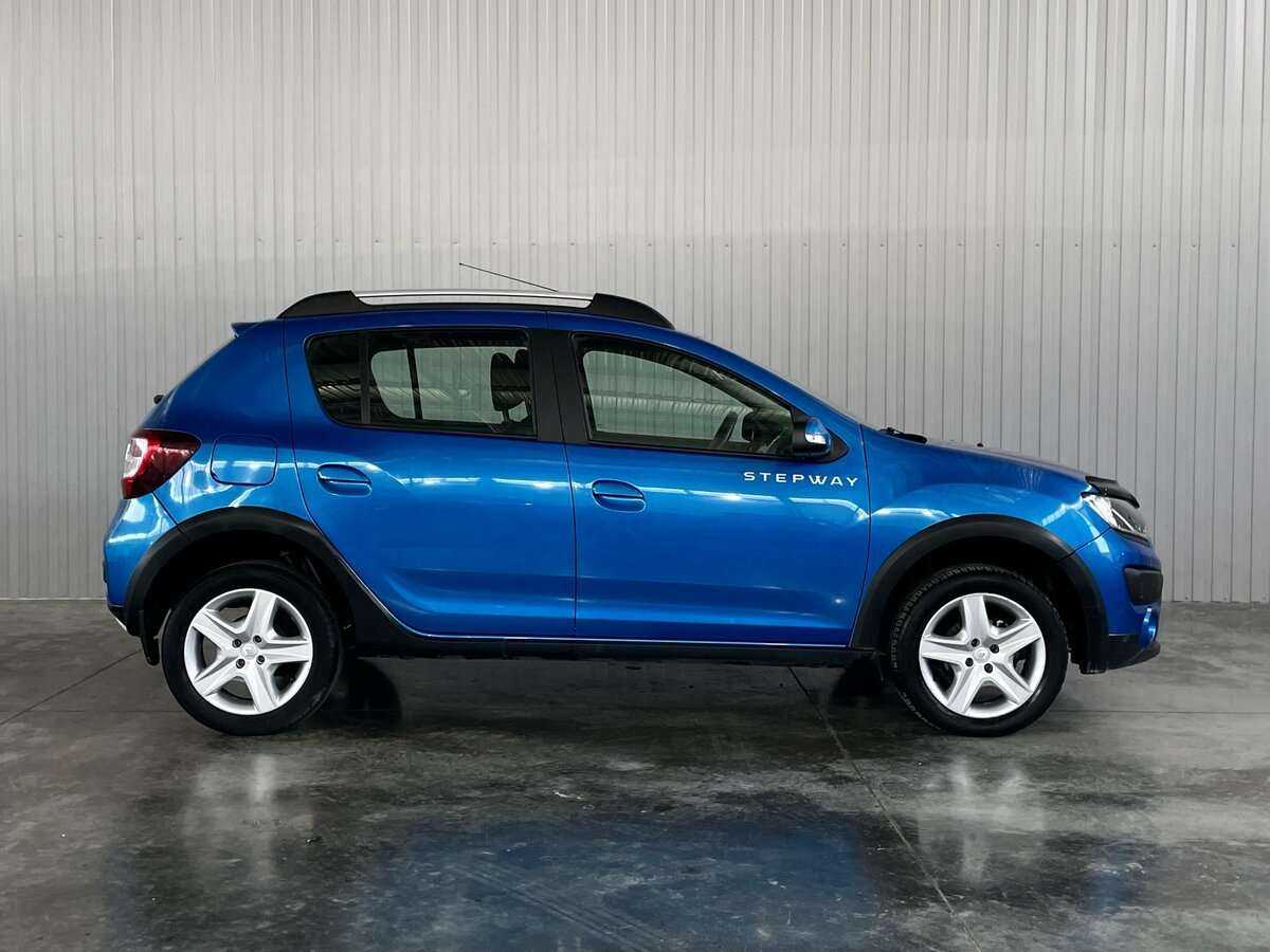 Б/У Рено Сандеро 2018 года. Фото: #3