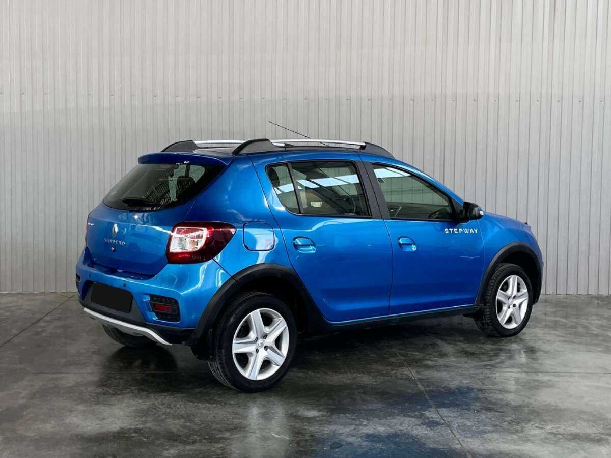 Б/У Рено Сандеро 2018 года. Фото: #4