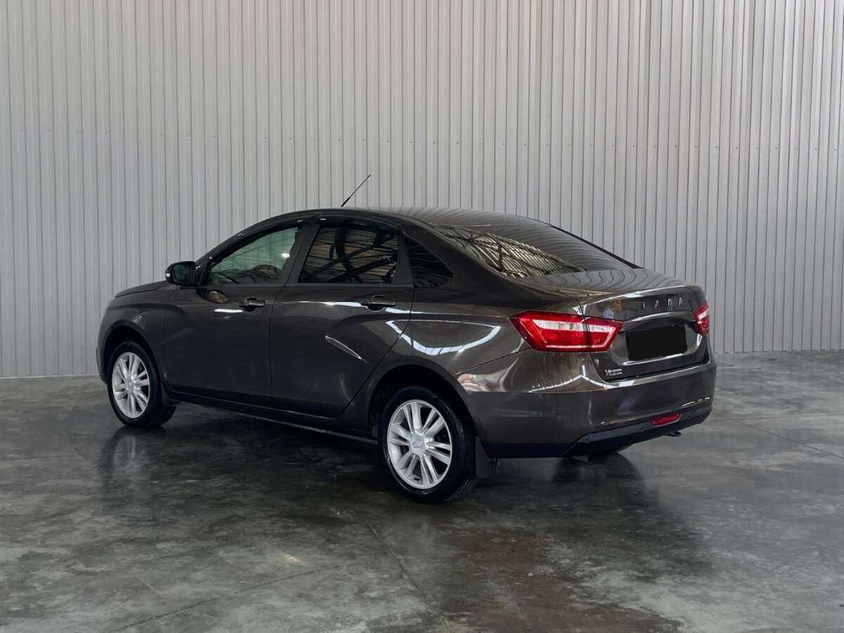 Б/У Лада (ВАЗ) Веста 2018 года. Фото: #6