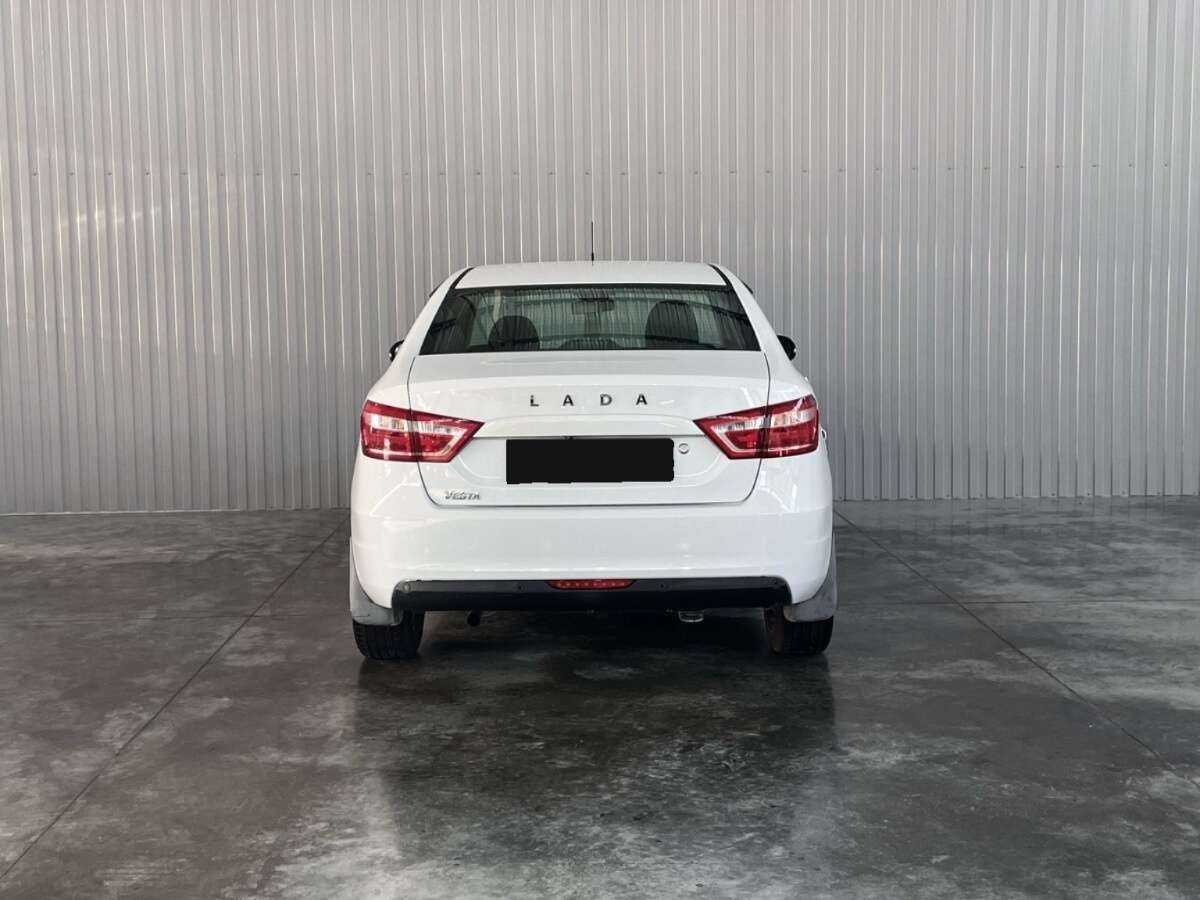 Б/У Лада (ВАЗ) Веста 2017 года. Фото: #5