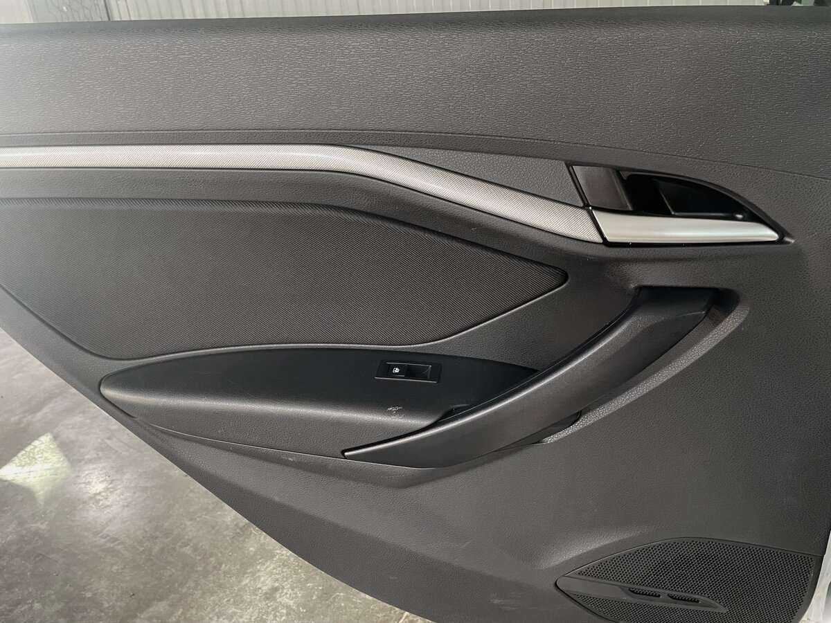 Б/У Лада (ВАЗ) Веста 2017 года. Фото: #17