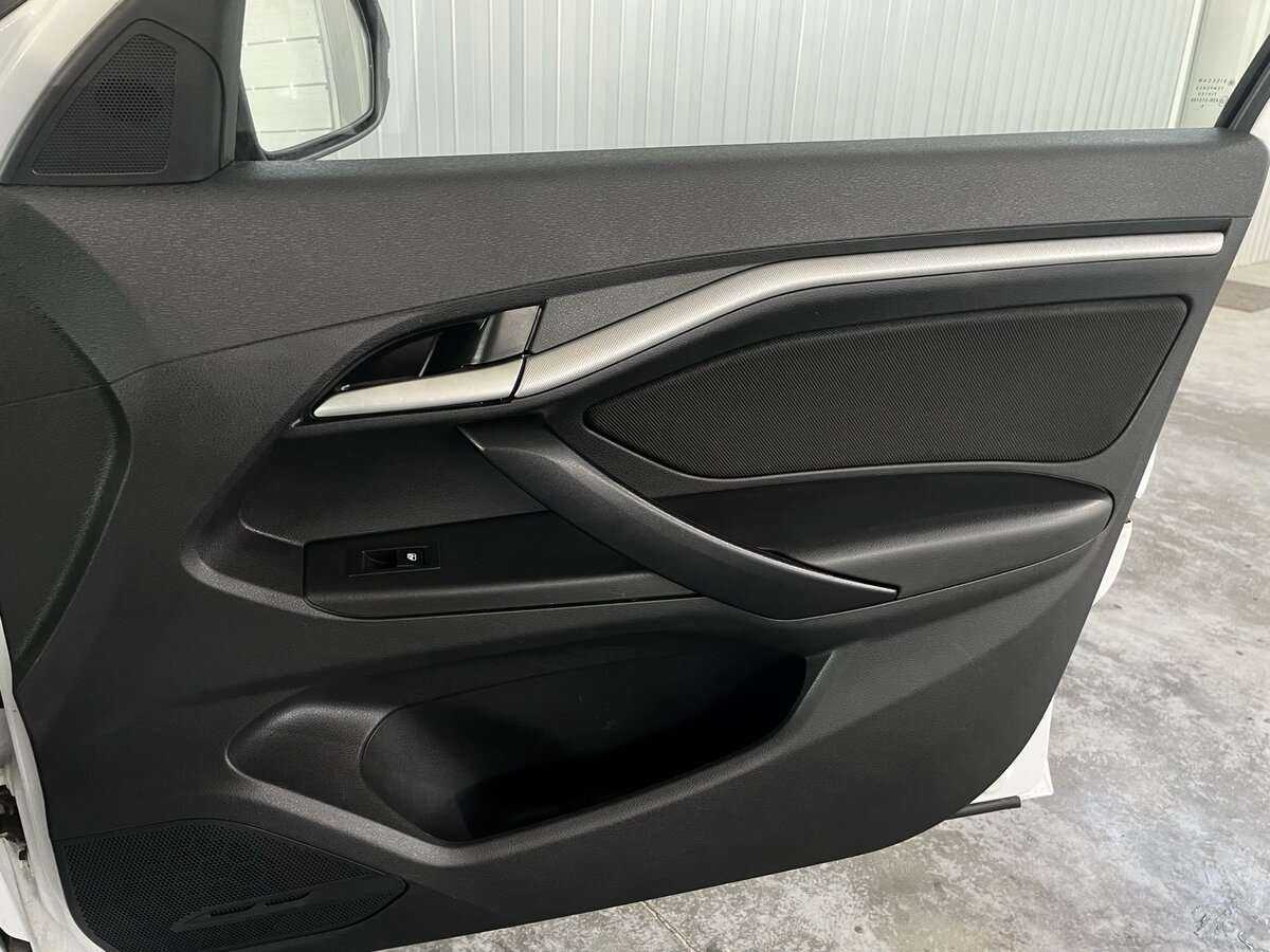 Б/У Лада (ВАЗ) Веста 2017 года. Фото: #18