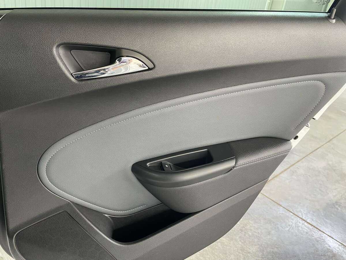 Б/У Опель Астра 2014 года. Фото: #22