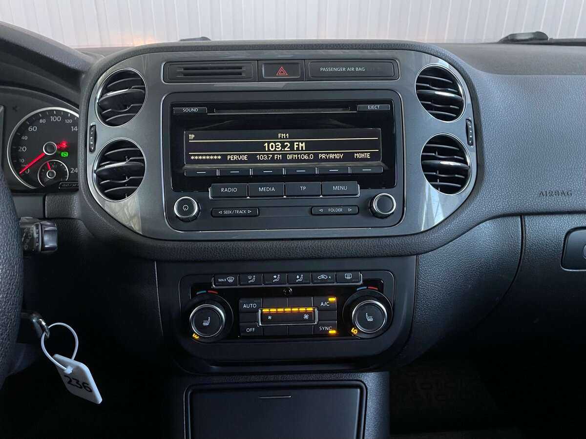 Б/У Фольксваген Тигуан 2014 года. Фото: #11