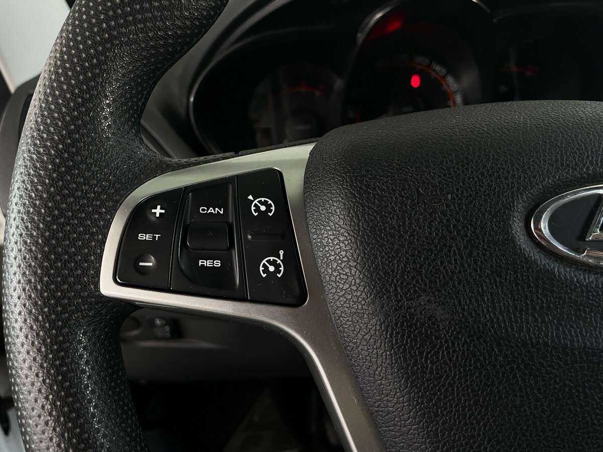 Б/У Лада (ВАЗ) Веста 2019 года. Фото: #10