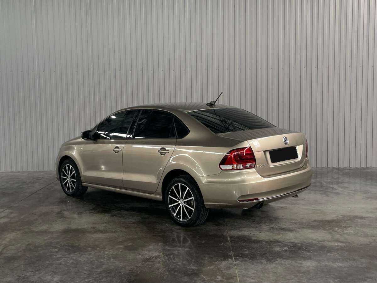 Б/У Фольксваген Поло 2017 года. Фото: #6