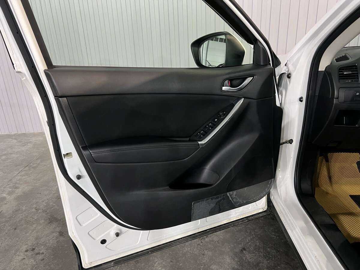 Б/У Мазда Ц-Икс-5 2013 года. Фото: #8