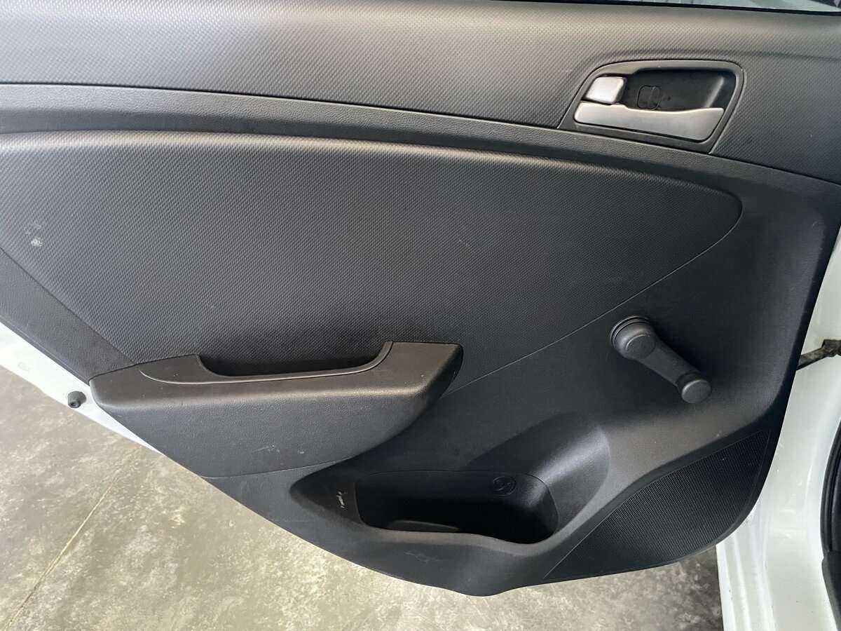 Б/У Хендай Солярис 2014 года. Фото: #19