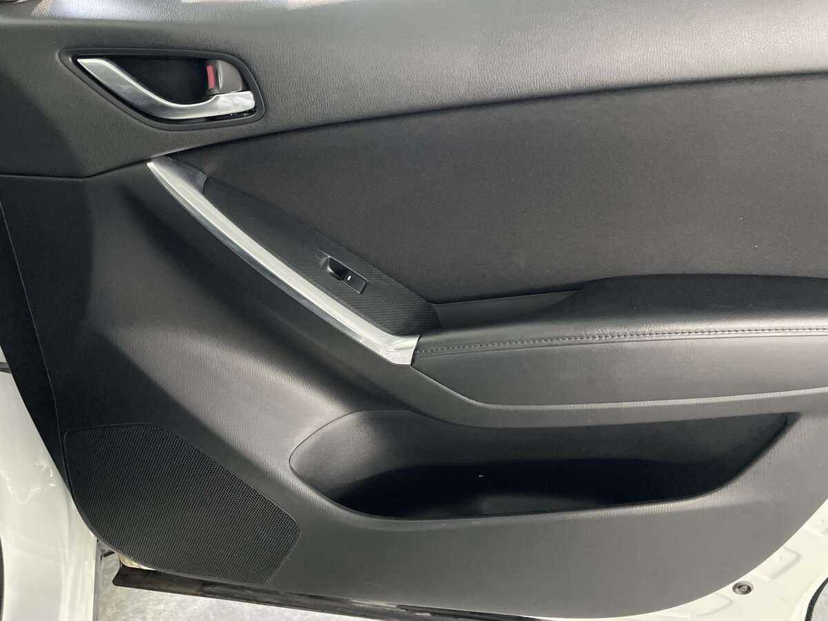 Б/У Мазда Ц-Икс-5 2015 года. Фото: #22