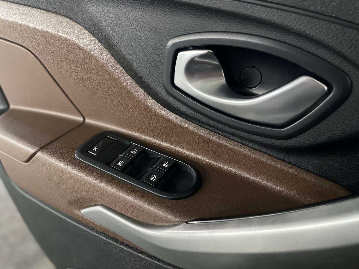 Б/У Лада (ВАЗ) ИКСРЭЙ 2017 года. Фото: #18