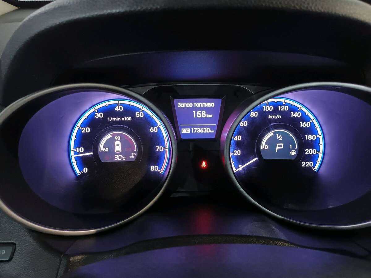 Б/У Хендай ай-икс35 2012 года. Фото: #12