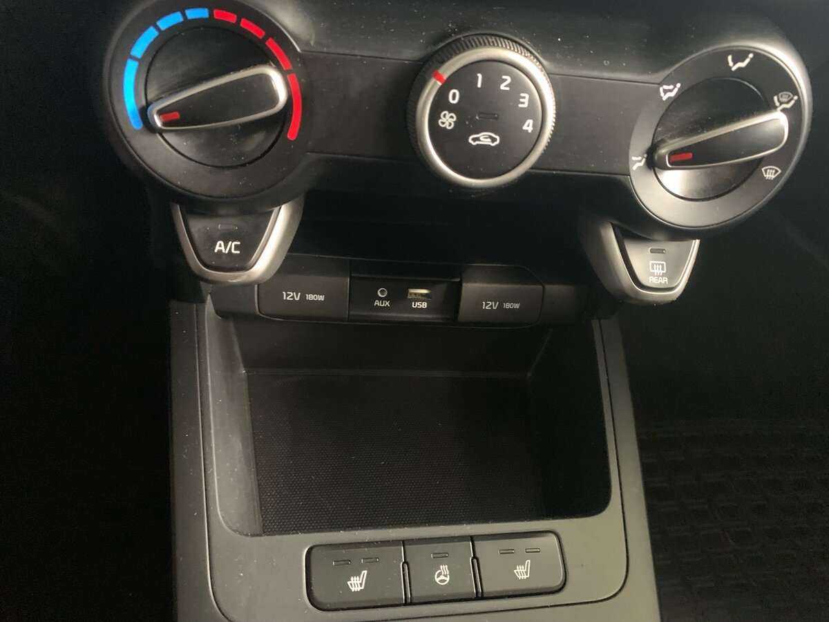 Б/У Киа Рио 2019 года. Фото: #16