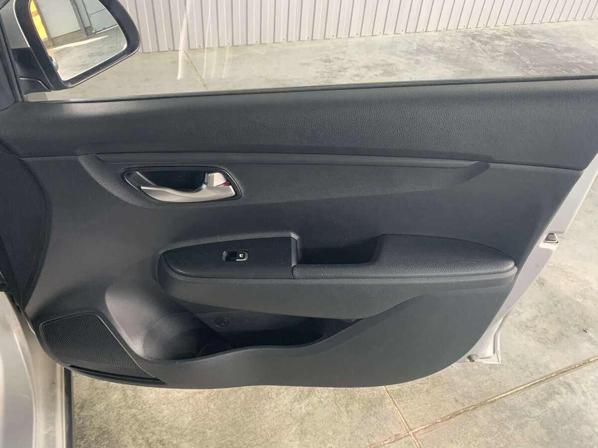 Б/У Киа Рио 2019 года. Фото: #19