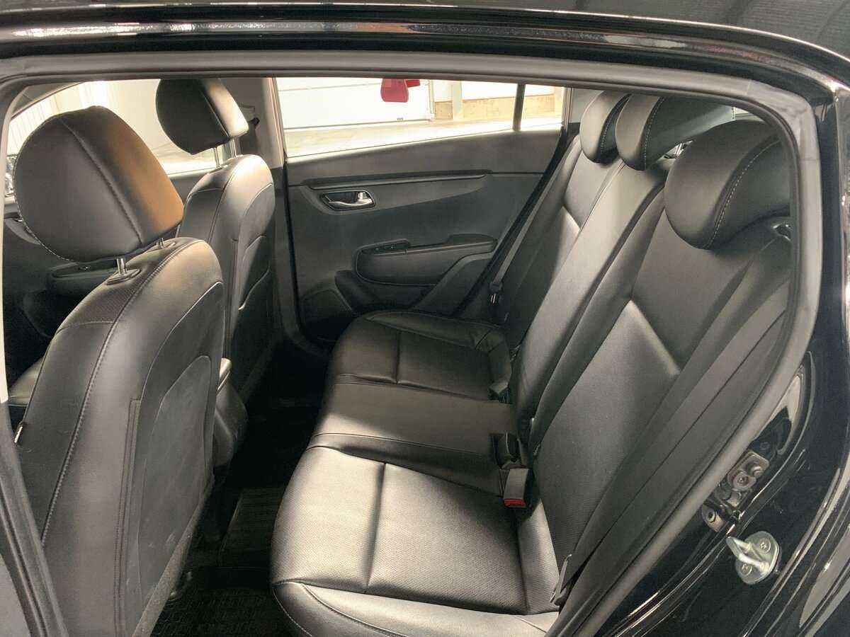 Б/У Киа Рио 2018 года. Фото: #10