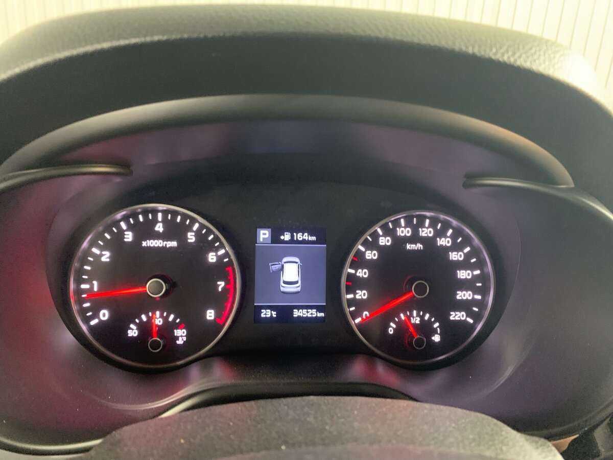 Б/У Киа Рио 2018 года. Фото: #13