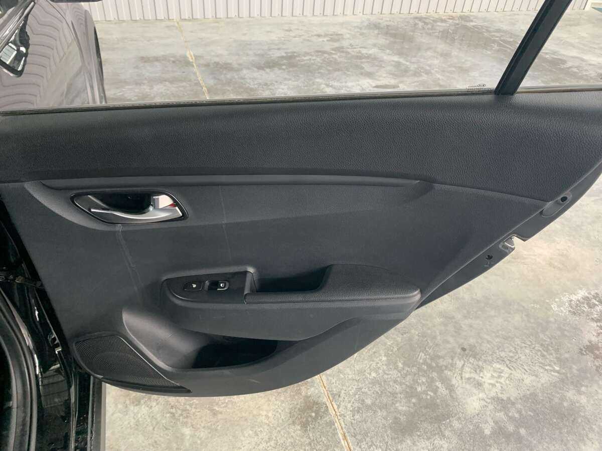 Б/У Киа Рио 2018 года. Фото: #18