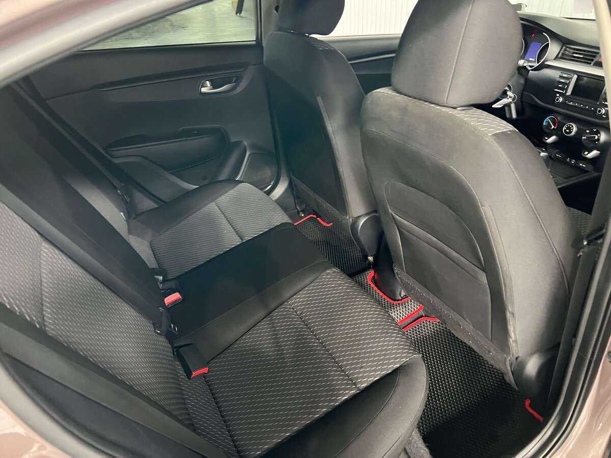 Б/У Киа Рио 2018 года. Фото: #17