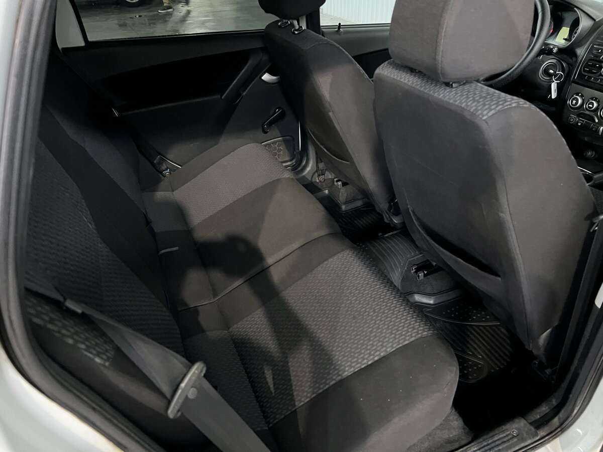 Б/У Лада (ВАЗ) Калина 2015 года. Фото: #17