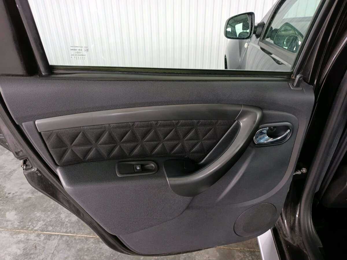 Б/У Рено Дастер 2018 года. Фото: #17