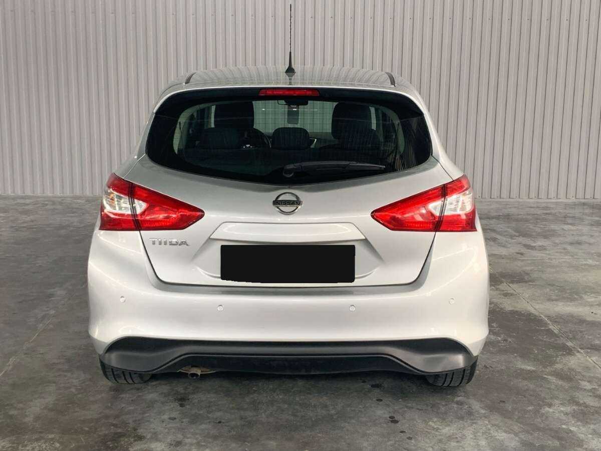 Б/У Ниссан Тиида 2015 года. Фото: #5