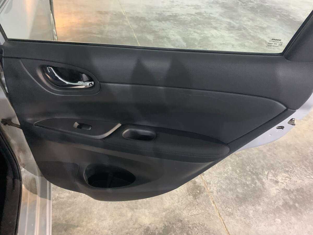 Б/У Ниссан Тиида 2015 года. Фото: #16