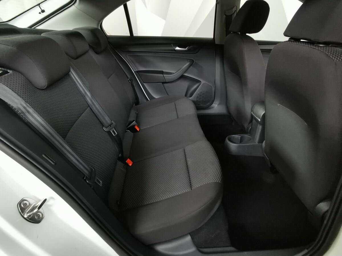 Б/У Фольксваген Поло 2020 года. Фото: #10