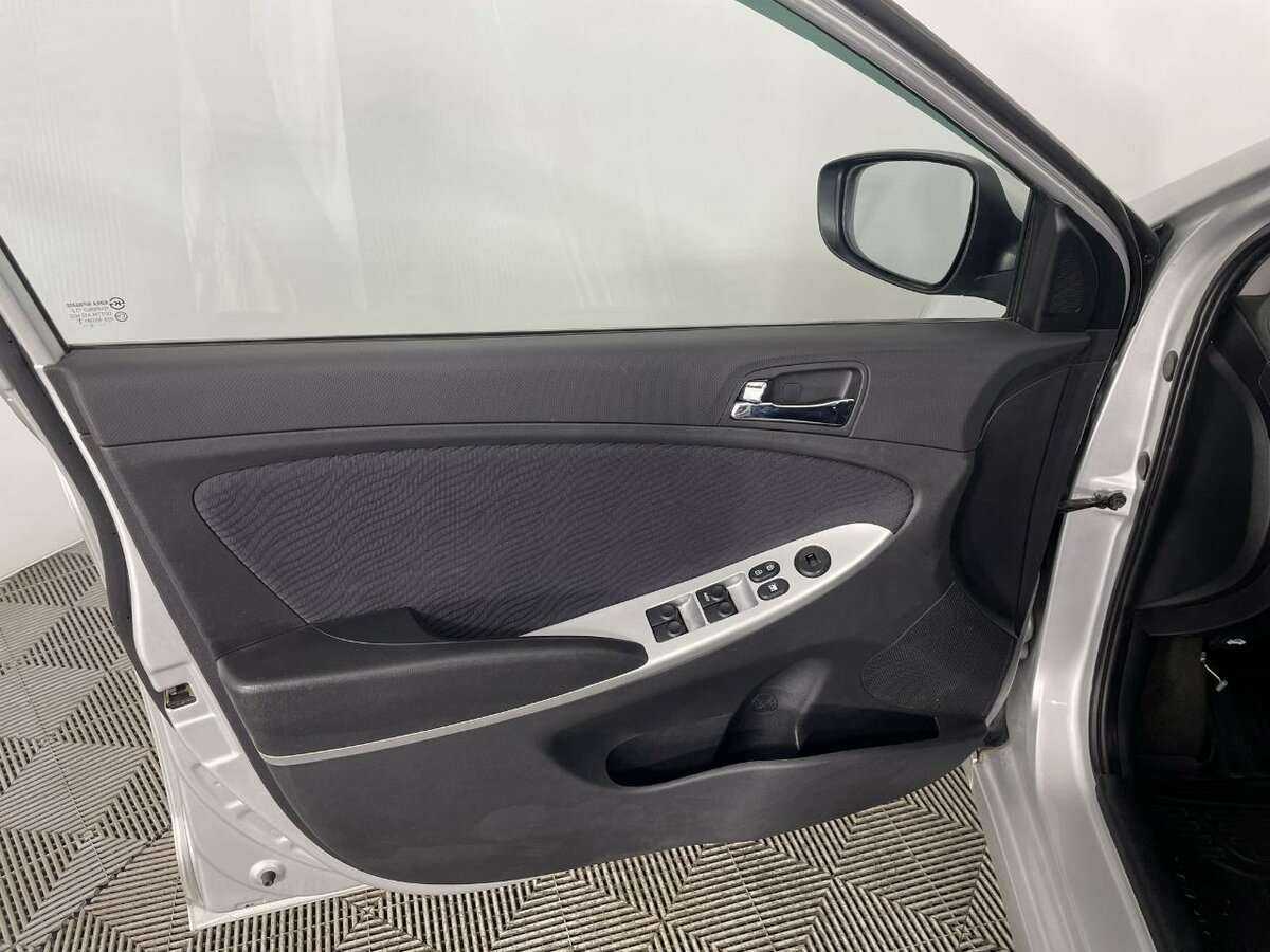 Б/У Хендай Солярис 2012 года. Фото: #7