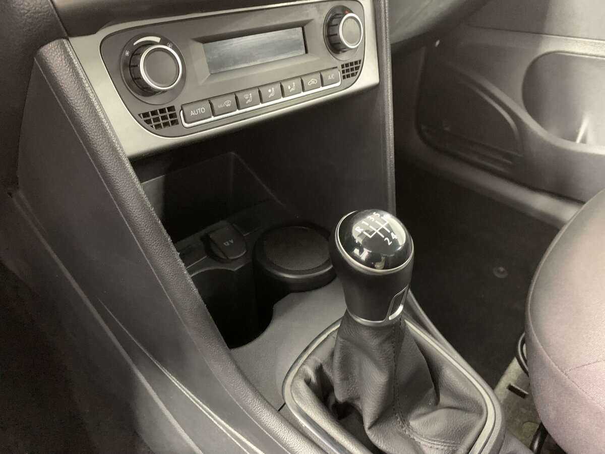 Б/У Фольксваген Поло 2019 года. Фото: #12