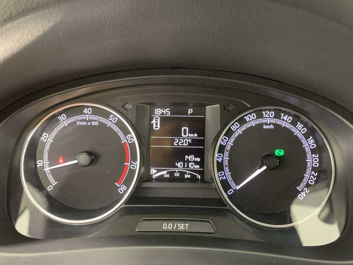 Б/У Шкода Рапид 2019 года. Фото: #8