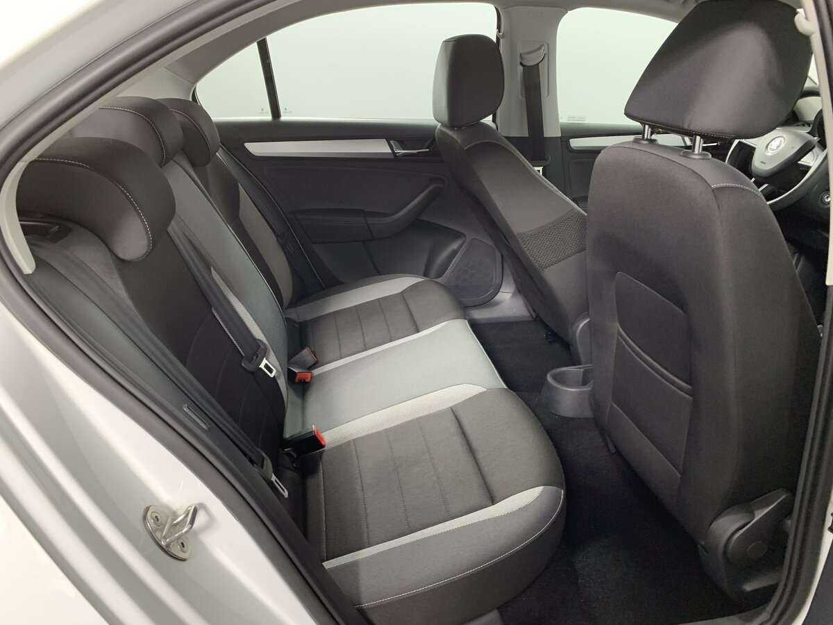 Б/У Шкода Рапид 2019 года. Фото: #8