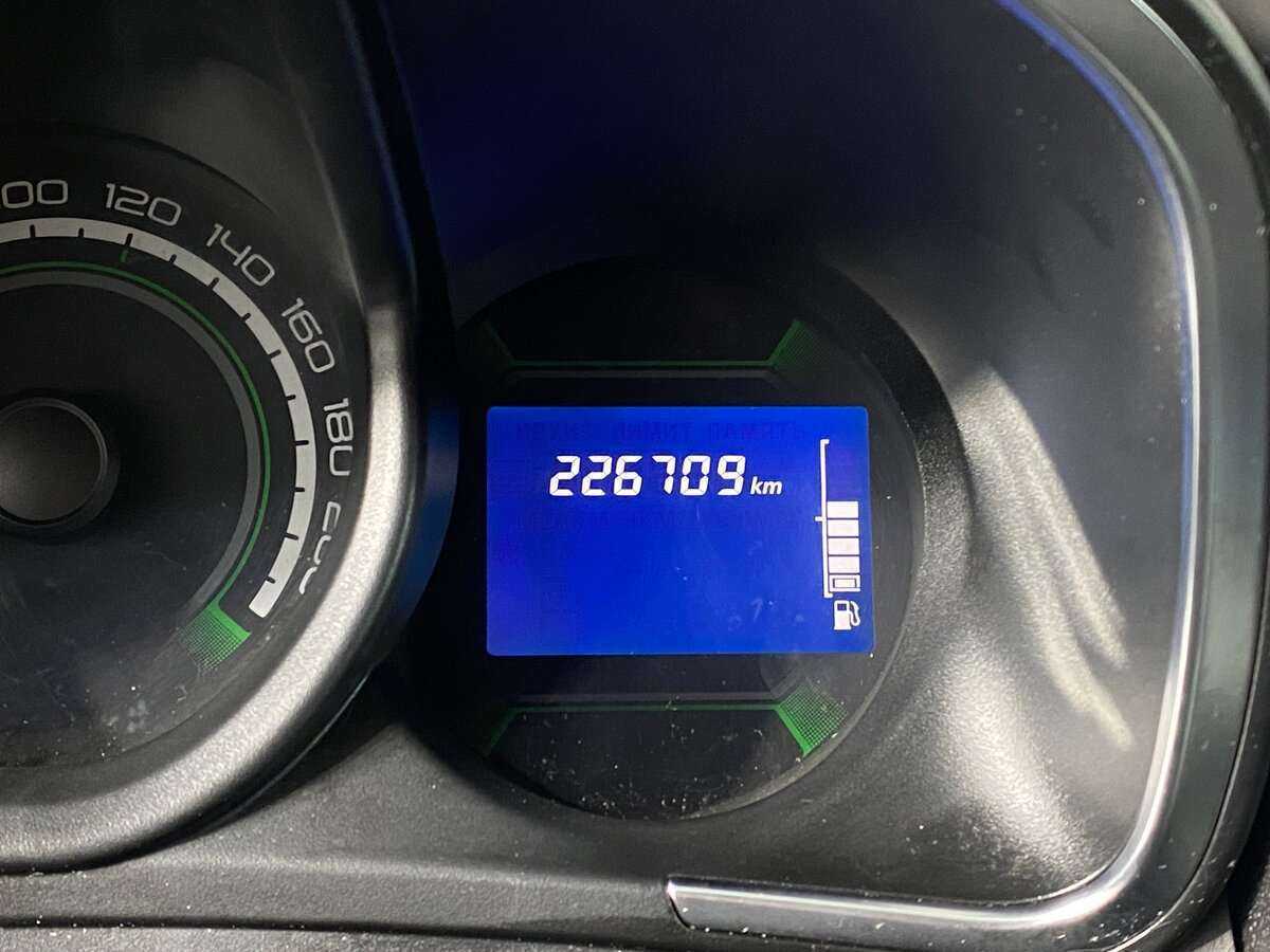 Б/У Лада (ВАЗ) ИКСРЭЙ 2016 года. Фото: #14