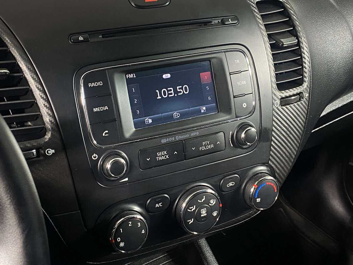 Б/У Киа Церато 2013 года. Фото: #10