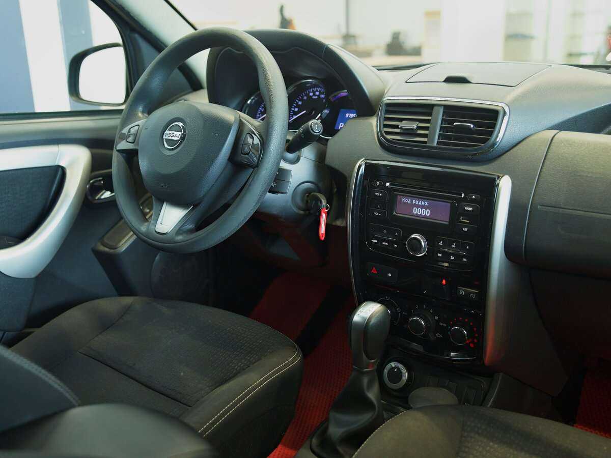 Б/У Ниссан Террано 2017 года. Фото: #5
