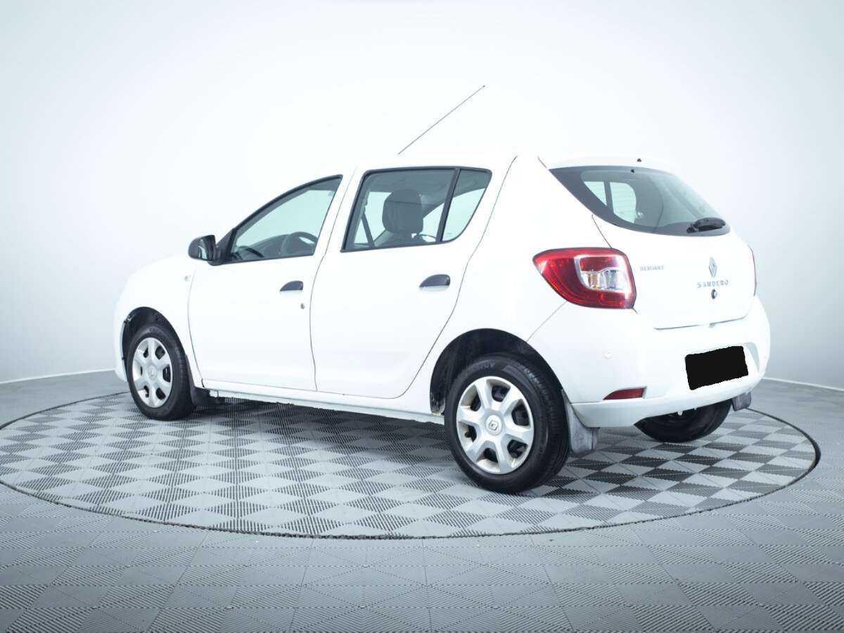 Б/У Рено Сандеро 2017 года. Фото: #7