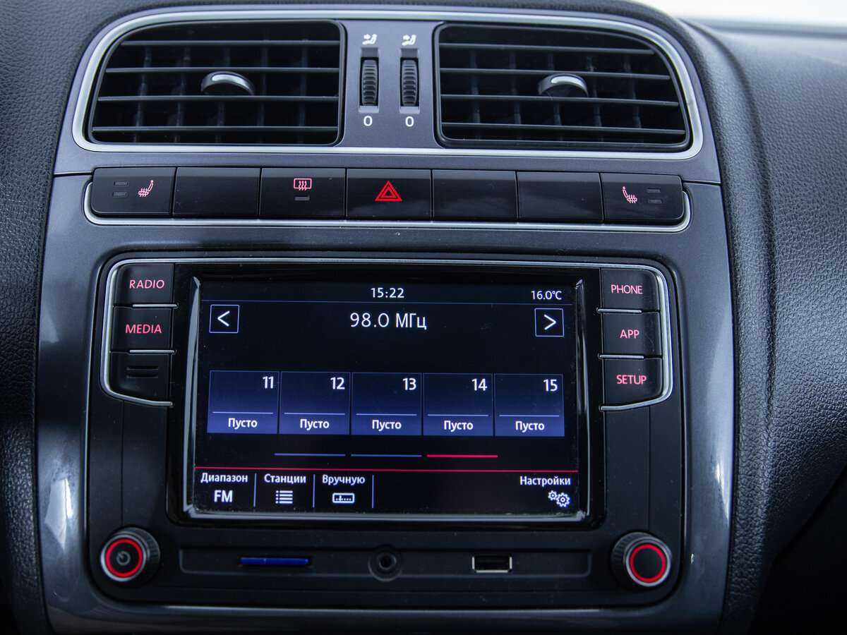 Б/У Фольксваген Поло 2019 года. Фото: #16