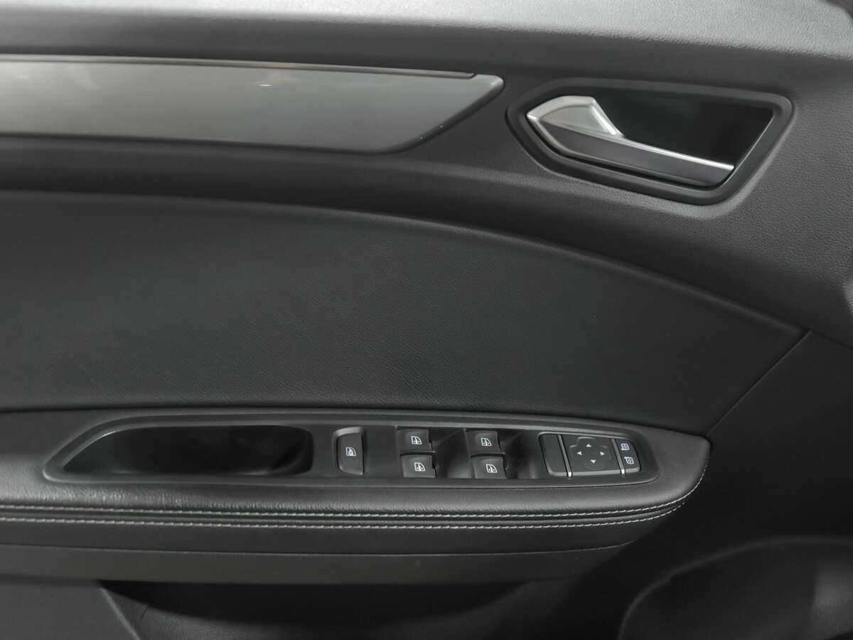 Б/У Рено Аркана 2021 года. Фото: #12